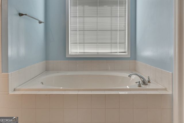 95 Blue Grass Way, Oxford, GA 30054