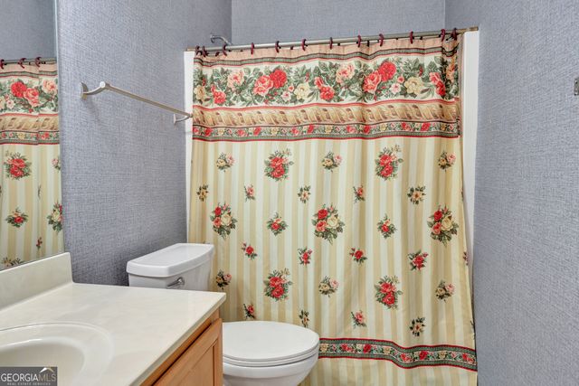 95 Blue Grass Way, Oxford, GA 30054