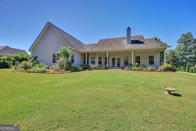 95 Blue Grass Way, Oxford, GA 30054