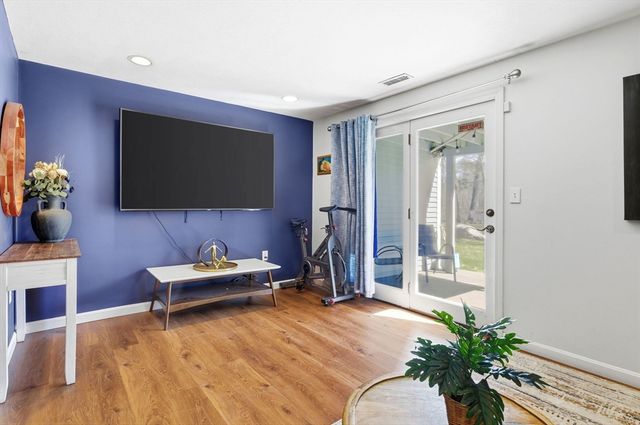 4904 Heatherwood Ln 4904, Peabody, MA 01960