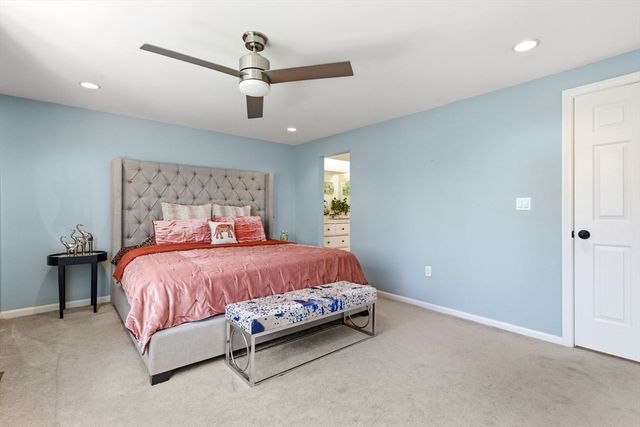 4904 Heatherwood Ln 4904, Peabody, MA 01960