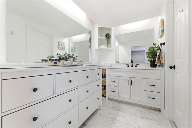 4904 Heatherwood Ln 4904, Peabody, MA 01960