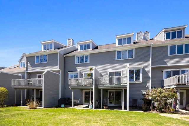 4904 Heatherwood Ln 4904, Peabody, MA 01960