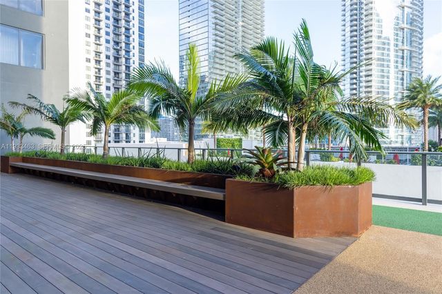 159 NE 6th St 4010, Miami, FL 33132