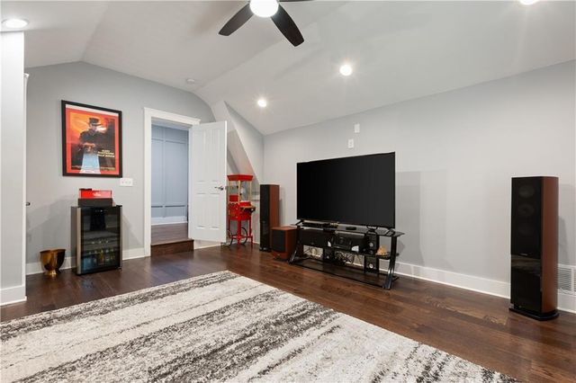 1967 Cogar Drive, Decatur, GA 30032