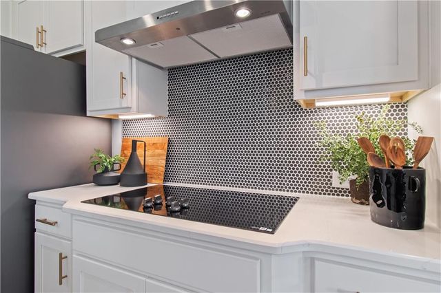 52 Avian Way, Auburn, GA 30011