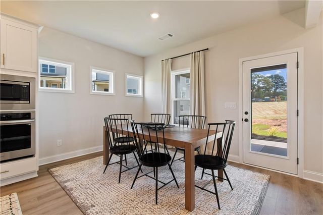 52 Avian Way, Auburn, GA 30011