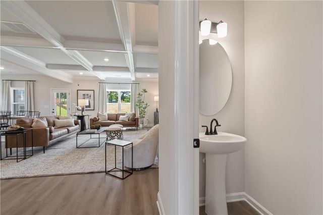 52 Avian Way, Auburn, GA 30011