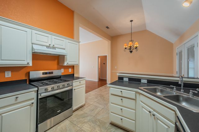 8109 Pacific Street, Frisco, TX 75035