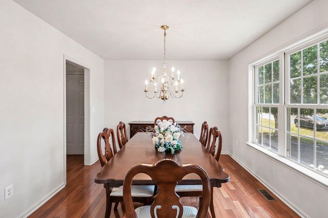 440 ROPER DR, Bowling Green, VA 22427