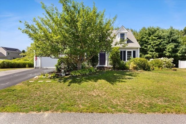 12 Kayak Trail, Norton, MA 02766