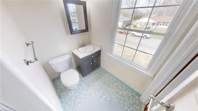 461 Harcourt PL, Newport News, VA 23602