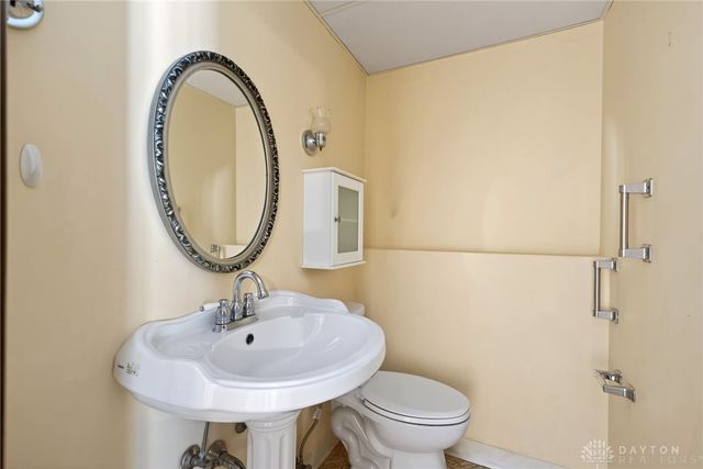 2638 Big Woods Trail, Beavercreek, OH 45431