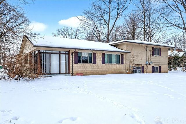 2638 Big Woods Trail, Beavercreek, OH 45431