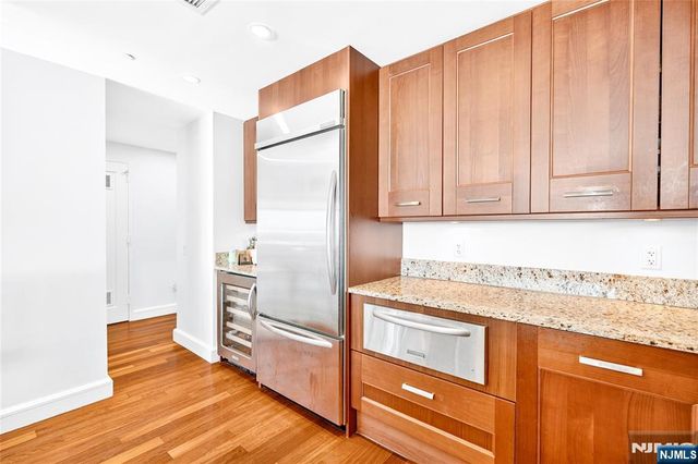 8100 River Road 801, North Bergen, NJ 07047