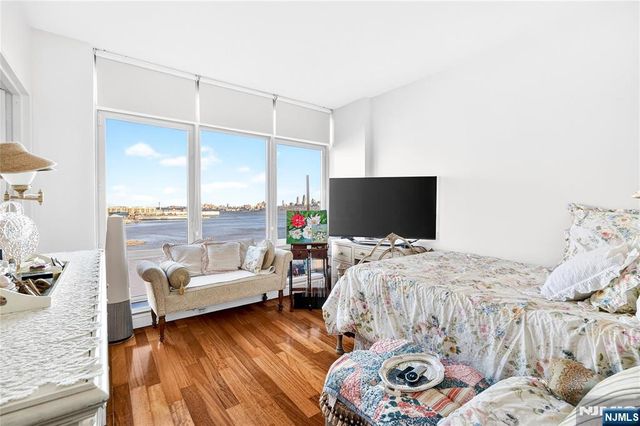 8100 River Road 801, North Bergen, NJ 07047