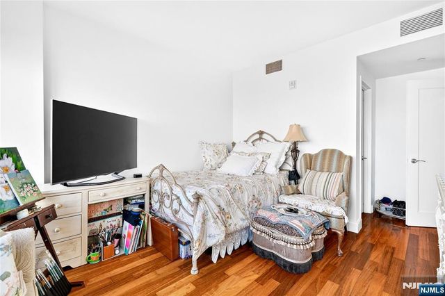 8100 River Road 801, North Bergen, NJ 07047