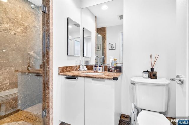 8100 River Road 801, North Bergen, NJ 07047