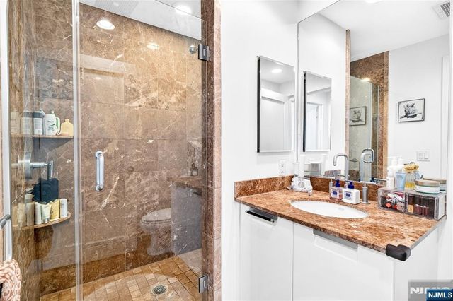 8100 River Road 801, North Bergen, NJ 07047