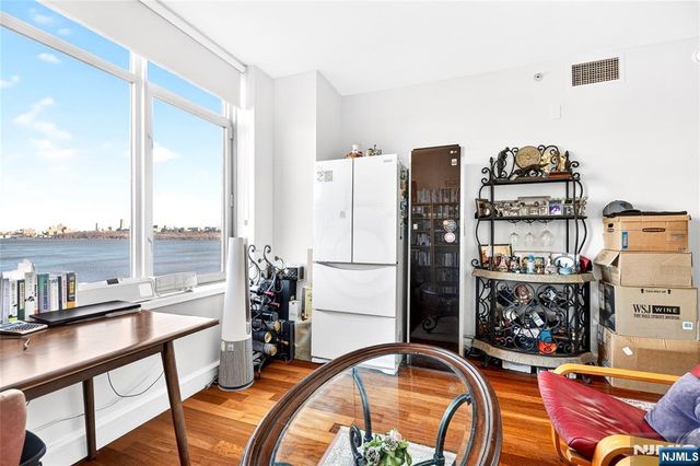 8100 River Road 801, North Bergen, NJ 07047