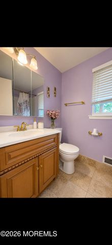 43 Briarwood Avenue, Keansburg, NJ 07734