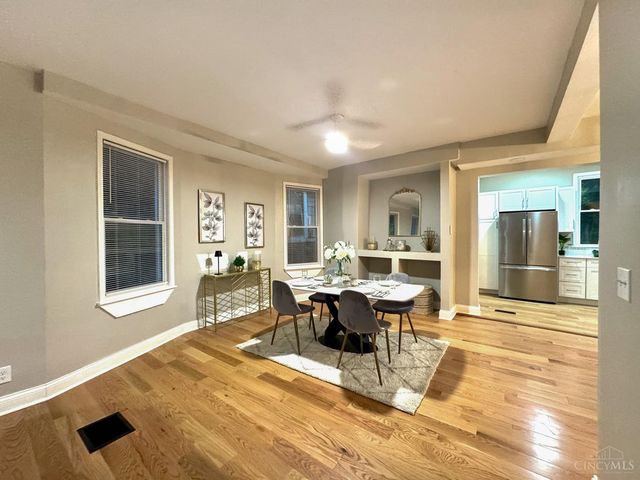 3206 Gilbert Avenue, Cincinnati, OH 45207