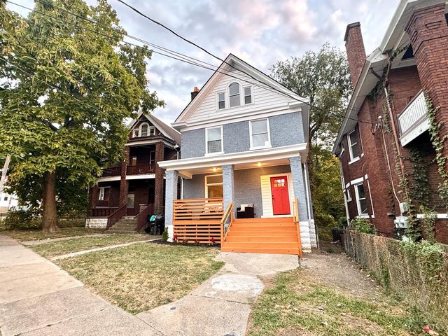 3206 Gilbert Avenue, Cincinnati, OH 45207