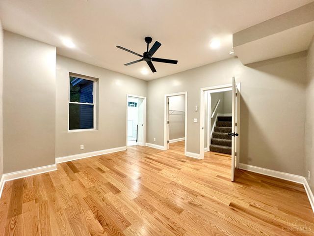 3206 Gilbert Avenue, Cincinnati, OH 45207