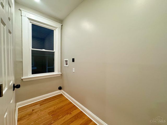 3206 Gilbert Avenue, Cincinnati, OH 45207