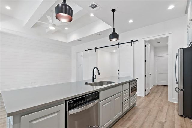 5036 Mooney Falls Drive, Bryan, TX 77802