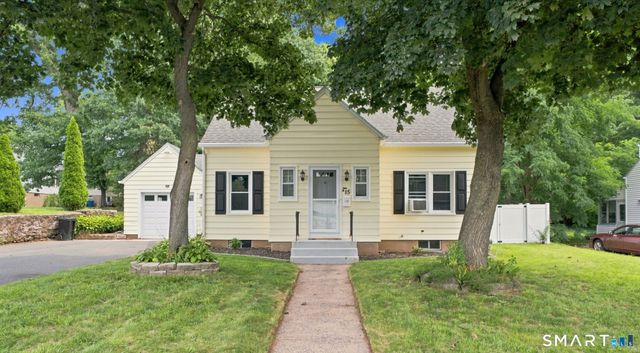 15 Liberty Street, Manchester, CT 06040