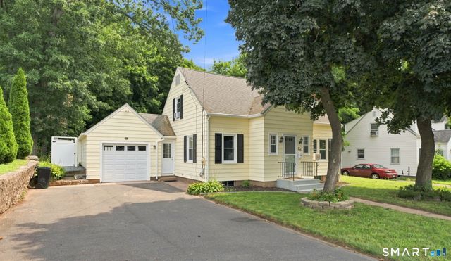 15 Liberty Street, Manchester, CT 06040