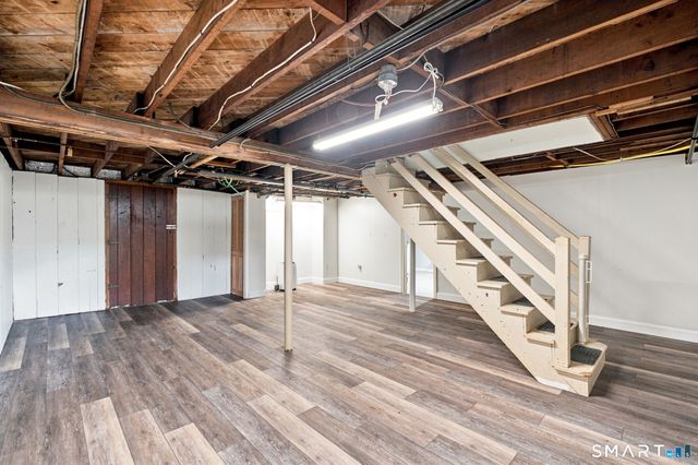 15 Liberty Street, Manchester, CT 06040