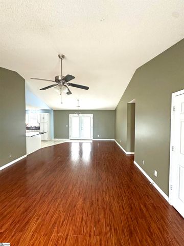 524 Country Gardens Drive, Fountain Inn, SC 29644