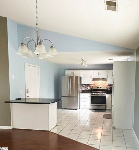 524 Country Gardens Drive, Fountain Inn, SC 29644