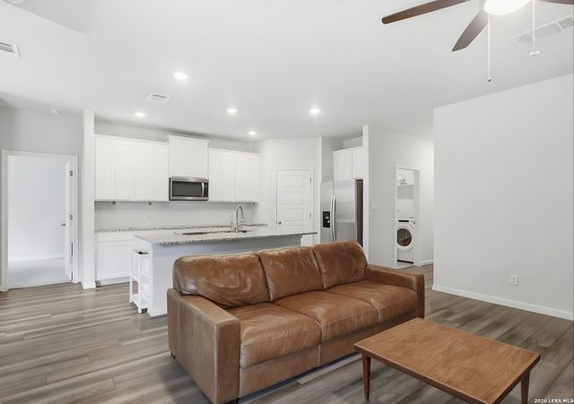 3011 Mondavi Crest, Schertz, TX 78154