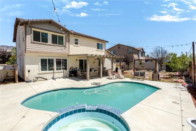 1970 Brilliance Ln, San Jacinto, CA 92583