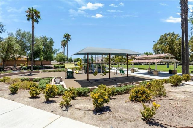 1970 Brilliance Ln, San Jacinto, CA 92583