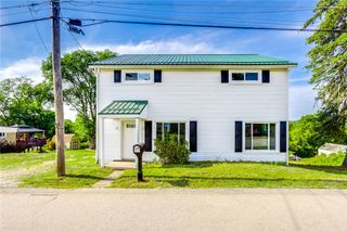 533 Center Hill Rd, Plum Boro, PA 15239