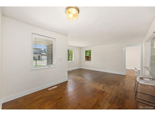 170 Oneida St, Denver, CO 80220