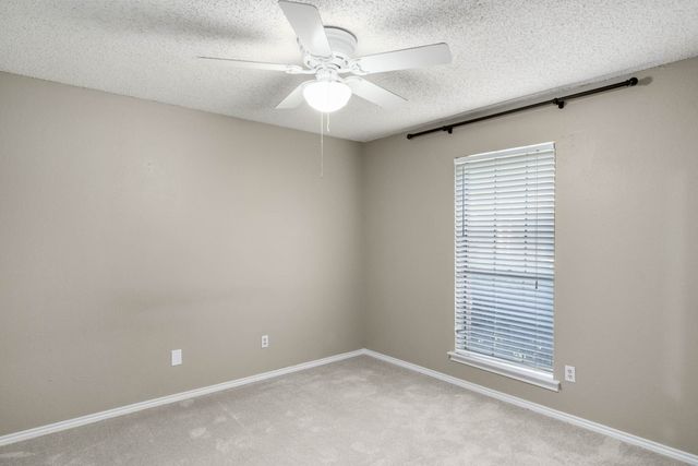 2017 Iron Horse Court, Arlington, TX 76017