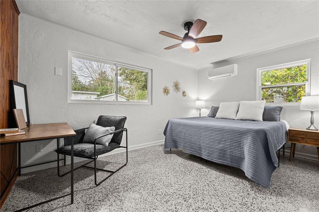 2122 NE 12TH TERRACE, Gainesville, FL 32609