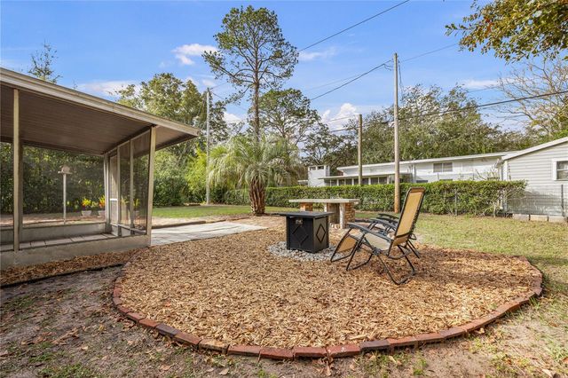 2122 NE 12TH TERRACE, Gainesville, FL 32609