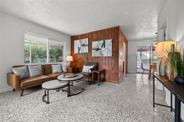 2122 NE 12TH TERRACE, Gainesville, FL 32609