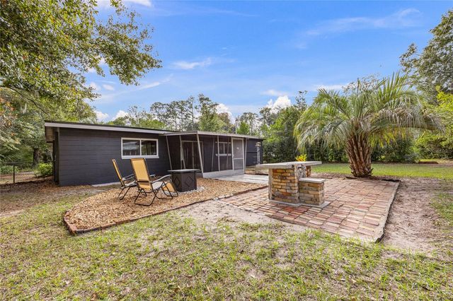 2122 NE 12TH TERRACE, Gainesville, FL 32609