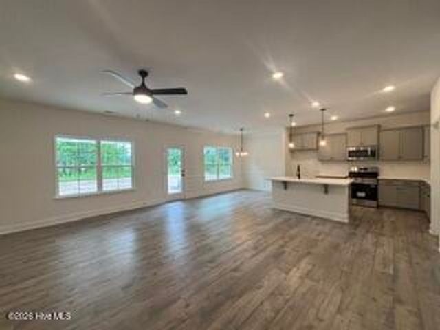 2999 Old Berwick Street SW, Shallotte, NC 28470