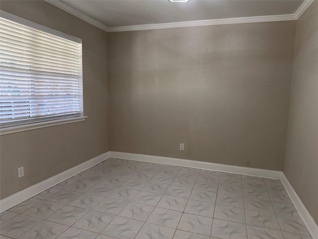 9227 Vanwood Street, Houston, TX 77040