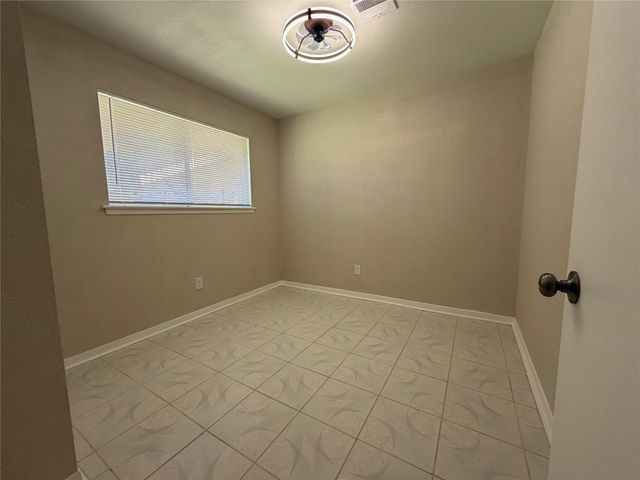 9227 Vanwood Street, Houston, TX 77040