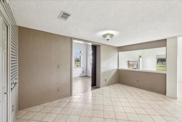 3139 Fm 1406, Winnie, TX 77665