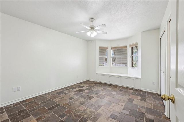 3139 Fm 1406, Winnie, TX 77665